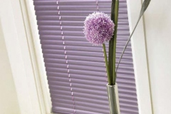Venetian-Blinds-Mulberry-25mm