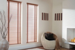Chestnut-wooden-venetian-blinds