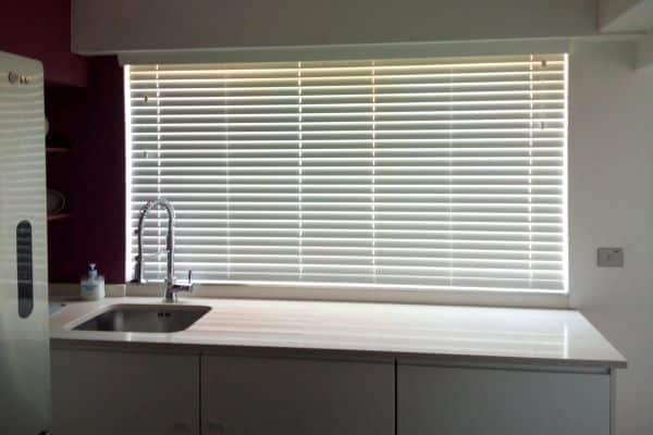 Wooden vs Aluminium Venetian Blinds